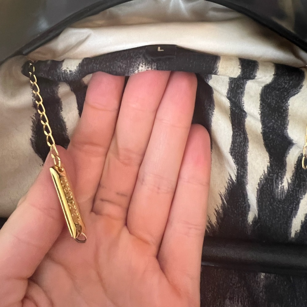 RARE ROBERTO CAVALLI VINTAGE IVORY GOLD STUDDED PUFFER JACKET SIZE L - Picture 12 of 12